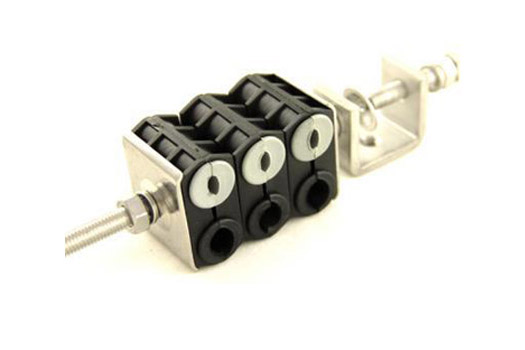 Hanger half clamp assembly copia